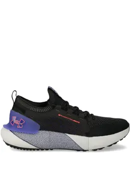 Under Armour: Чёрные кроссовки 