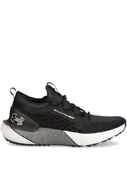 Under Armour: Чёрные кроссовки 
