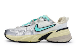 Nike: Белые кроссовки 