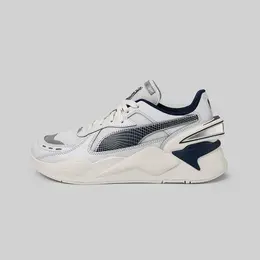 PUMA: Серые кроссовки  RS-X