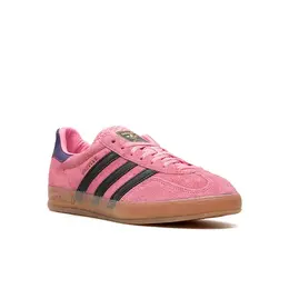 adidas: Тёмные кроссовки  Gazelle