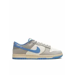 NIKE: Белые кроссовки  Dunk Low