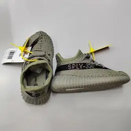 adidas: Серые кроссовки  Yeezy Boost 350 v2