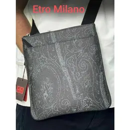 ETRO: Чёрная сумка 