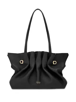 Ferragamo: Чёрная сумка 