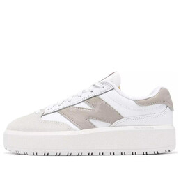New Balance: Белые кроссовки 