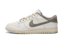 Nike: Белые кроссовки  Dunk