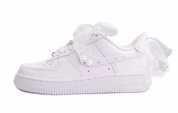 Nike: Белые кроссовки  Air Force 1