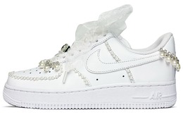 Nike: Белые кроссовки  Air Force 1