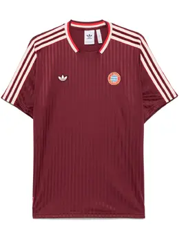 adidas: Тёмная футболка 