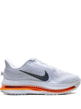 Nike: Белые кроссовки 