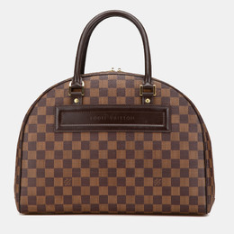 Louis Vuitton: Коричневая сумка 