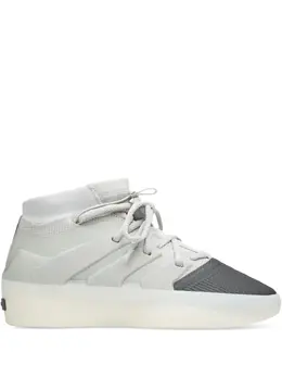 adidas: Светлые кроссовки  X