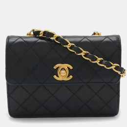 Chanel: Чёрная сумка 