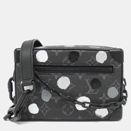 Louis Vuitton: Чёрная сумка 