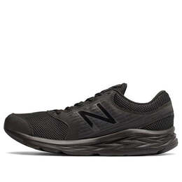 New Balance: Чёрные кроссовки 
