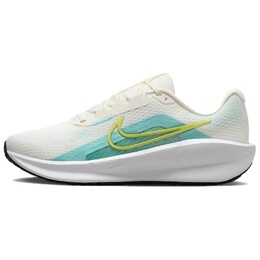Nike: Кроссовки 