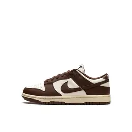 NIKE: Коричневые кроссовки  Dunk Low