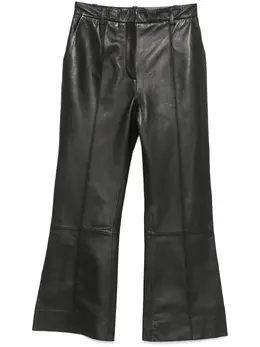 Victoria Beckham: Чёрные брюки 
