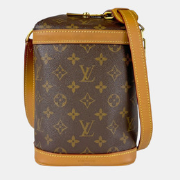 Louis Vuitton: Коричневая сумка 