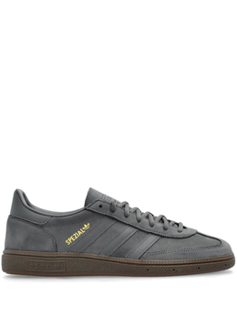 Adidas: Серые кроссовки  Handball Spezial
