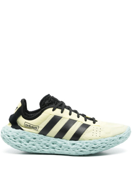 Adidas: Жёлтые кроссовки 