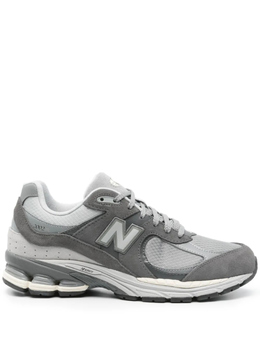 New Balance: Серые кроссовки  2002R