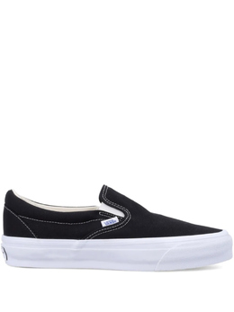 Vans: Чёрные кроссовки 