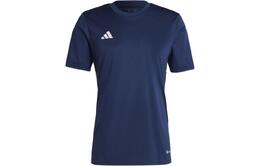 Adidas: Тёмная футболка 
