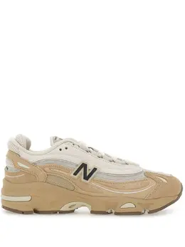 New Balance: Бежевые кроссовки 
