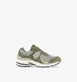 New Balance: Зелёные кроссовки 