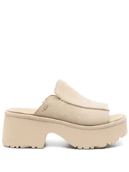 UGG: Бежевые сандалии 