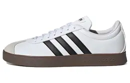 Adidas: Белые кроссовки  Skateboarding