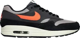 Nike: Оранжевые кроссовки  Air Max 1