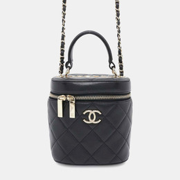 Chanel: Чёрная сумка 
