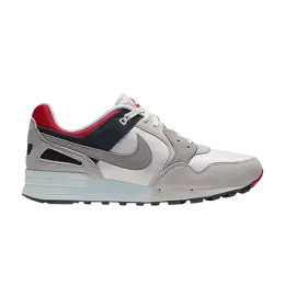 Nike: Белые кроссовки  Air