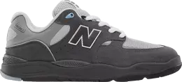 New Balance: Серые кроссовки  1010