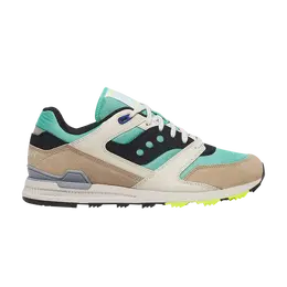 Saucony: Светлые кроссовки 