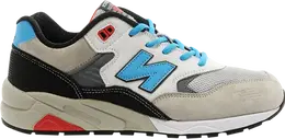 New Balance: Серые кроссовки 