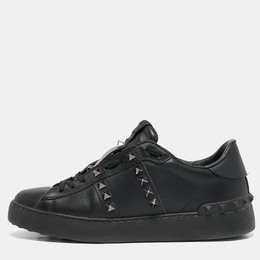 Valentino: Чёрные кроссовки  Rockstud