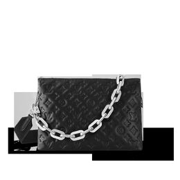 Louis Vuitton: Чёрная сумка 