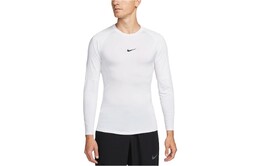 Nike: Белая футболка 