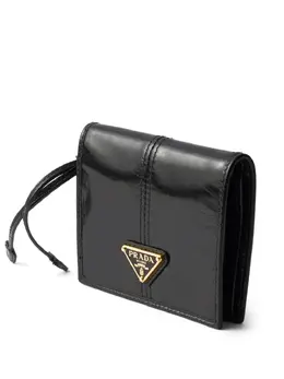 Prada: Чёрный кошелёк 