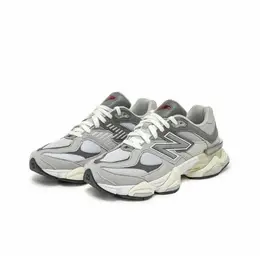 New Balance: Белые кроссовки  9060