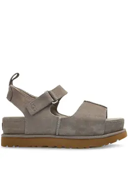 UGG: Коричневые сандалии 