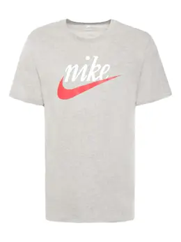 Nike: Футболка с принтом 