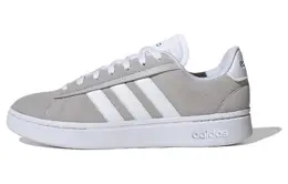 Adidas: Серые кроссовки  Skateboarding