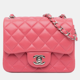 Chanel: Розовая сумка 