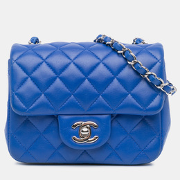 Chanel: Голубая сумка 
