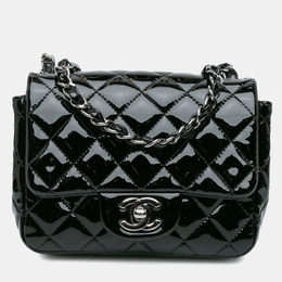 Chanel: Чёрная сумка 